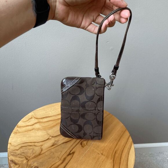 COACH Brown Signature Top Handle Leather Canvas Small Wristlet Purse Bag Pre-Own - Picture 6 of 10